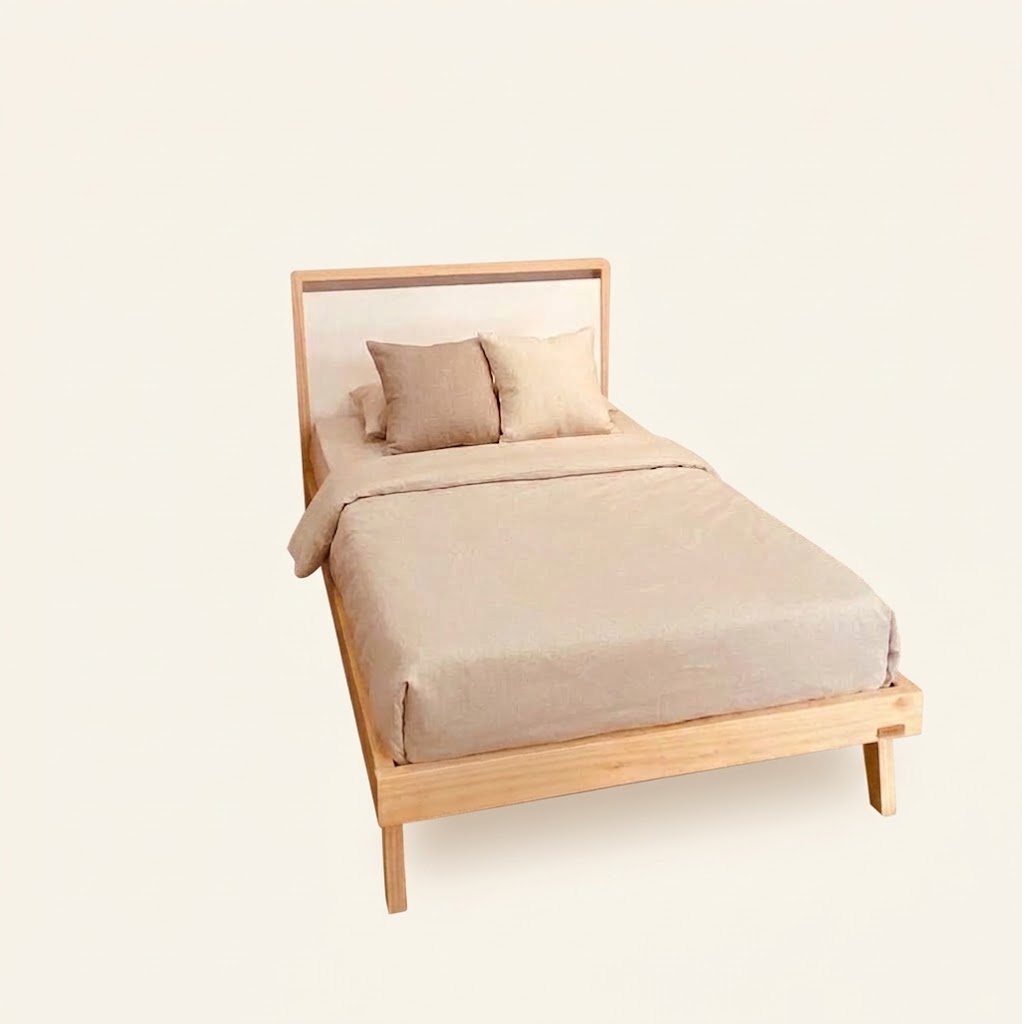 LINE KIDS <span style="font-weight: 300; font-size: 24px; display: block;">Cama 100x190</span>
