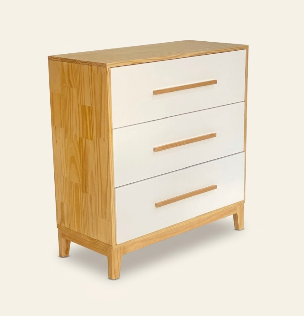 LINO <span style="font-weight: 300; font-size: 24px; display: block;">comoda 3 gavetas</span>