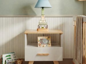 SAVIA <span style="font-weight: 300; font-size: 24px; display: block;">mesa de noche</span>
