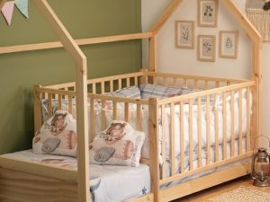 KUNA <span style="font-weight: 300; font-size: 24px; display: block;">Cama cuna Montessori</span>